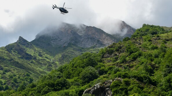EC-145 permet de transporter en plus du pilote et du mécanicien, une équipe de secouristes ainsi qu'un médecin et bien sur les victimes..jpg