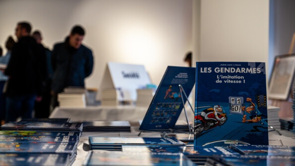 Nous voyons la premi&egrave;re de couverture de la BD : Les gendarmes : l'imitation de vitesse