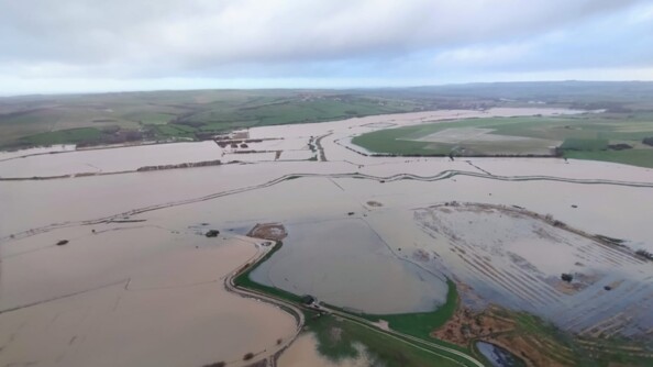 Vue de haut d'une partie du Pas-de-Calais compl&eacute;tement inond&eacute;e.