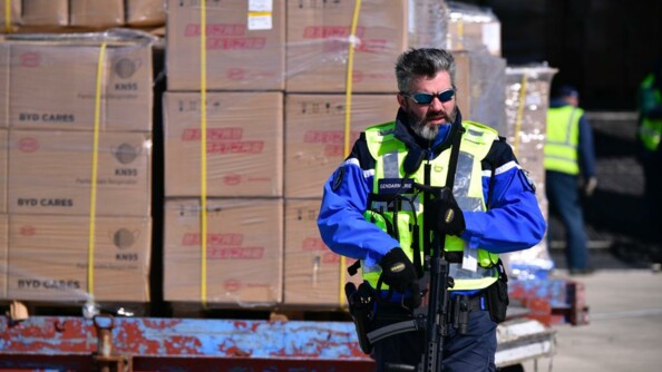 Premier arrivage de masques en provenance de Chine sur l'aéroport de Vatry