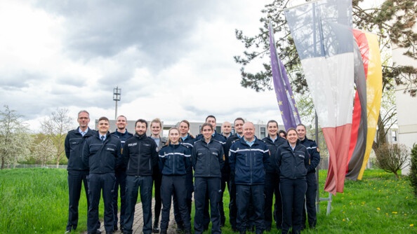 La stage POLARIS au complet avec les instructeurs, 6 jeunes policiers allemands et 6 jeunes gendarmes.