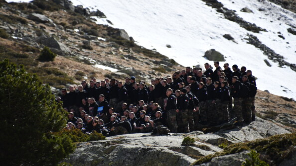 Du 24 au 26 mars, au Peloton de gendarmerie de haute-montagne (PGHM) de Pierrefitte-Nestalas, dans les Hautes-Pyrénées, s’est déroulé le « raid parrain » des 418e et 417e promotions de l’École de gendarmerie de Montluçon.