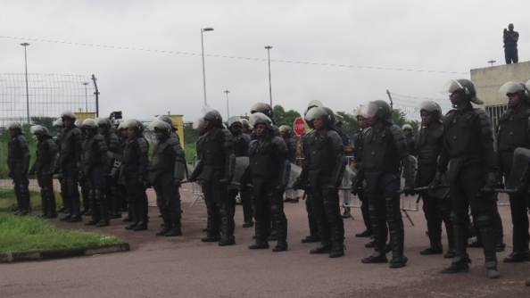Op&eacute;ration de maintien de l'ordre conduite par des militaires de la gendarmerie nationale congolaise