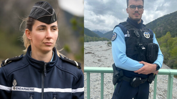 A gauche, la gendarme de réserve Monia, à droite le brigadier Maxence, porteurs de la Flamme Olympique.