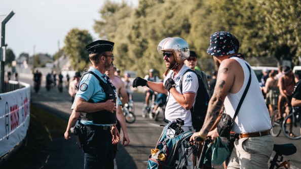 Gendarmes sécurisent 24h du Mans