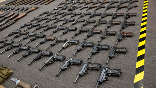 Pr&eacute;sentation des armes &agrave; haute valeur historique ou patrimoniale d&eacute;couvertes &agrave; l&rsquo;occasion de l&rsquo;op&eacute;ration nationale d&rsquo;abandon d&rsquo;armes